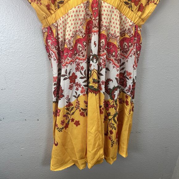 UMGEE Dress SZ M Yellow Deep V-Neck  Cottagecore Boho Peasant Spanish Festival - Picture 10 of 10